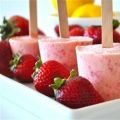Aardbeien fruitijsjes