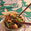 Tijgergarnalen met groenten en rijstnoedels