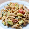 15 minute meal: pasta met hüttenkäse, rode[...]