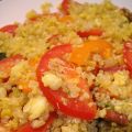 Wokschotel van quinoa, bloemkoolrijst en tomaten