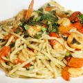 Verse basilicumspaghetti met pestogarnalen,[...]