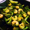 Geroosterde broccoli met garnalen
