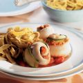 Scholrolletjes met  courgette in tomatensaus