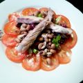 Peulvruchtensalade met gerookte makreel