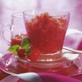 Aardbeien-cranberrygranita