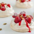 Mini pavlova's met frambozen, pistachenootjes &[...]