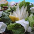 Salade met peer en Pecorino kaas