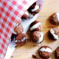 Kruidnoten met witte chocolade en cacao