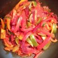 Vegetarische Goulash van Paprika en Rode Bietjes