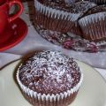 Chocolade muffins met peren en hazelnoten