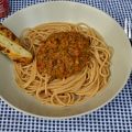 Recept: Courgette-Pesto-Ragú met volkoren pasta[...]