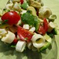 Salade van avocado, palmharten, tomaat,[...]