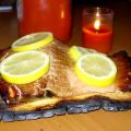 Op cederhout gerookte zalm