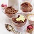 Jamies chocolademousse met witte chocosaus