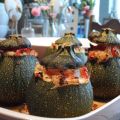 Opgevulde bolcourgettes,[...]