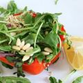 Salade van geroosterde groenten en quinoa