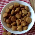Pepernoten met stroop en kaneel