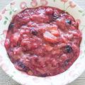 Moes van rabarber en roodfruit