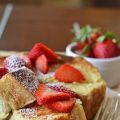 Aardbeien gevuld French Toast