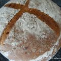Boule de pommes de terre et noix