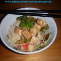 Thaise curry met gemarineerde tofu