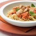 Spaghetti met kip en paprika-basilicumsaus