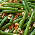 Sperziebonen met knoflook & pijnboompitten
