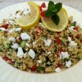 Tabouleh van couscous met komkommer en feta