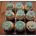 Cupcake Amandel met Witte Chocolade Topping
