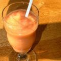 Wortel, papaja en passievrucht smoothie