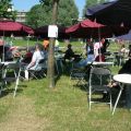 Boek verspreiding Kreade buurt feest26-07-2010