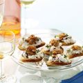 Geitenkaas,Cranberry en Walnoot Canape`s