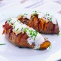 Hasselback Sweet Potato with Bacon, Sour Cream[...]