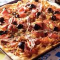 Zuid-Franse uienpizza met salami