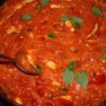 saus van verse tomaten en mozzarella