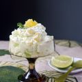 Luchtige Limoen Ananas Dessert