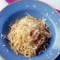 Spaghetti met boter en parmezaan