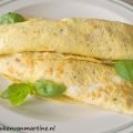 Omeletwraps met hüttenkäse en groentensalsa