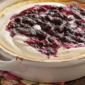Citroenpudding met blauwe bessencompote