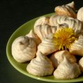 Meringues met oranjebloesem