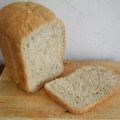 Lichtbruin brood met pitten en sezamzaad